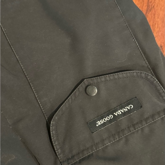 Women's Canada Goose Trillium Hooded Parka - Picture 9 of 16